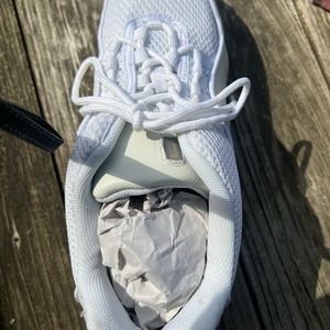 Size 9 white dance shoes - split sole